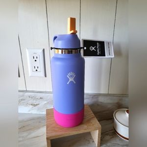 Hydro Flask 32 oz Limited Edition Purple